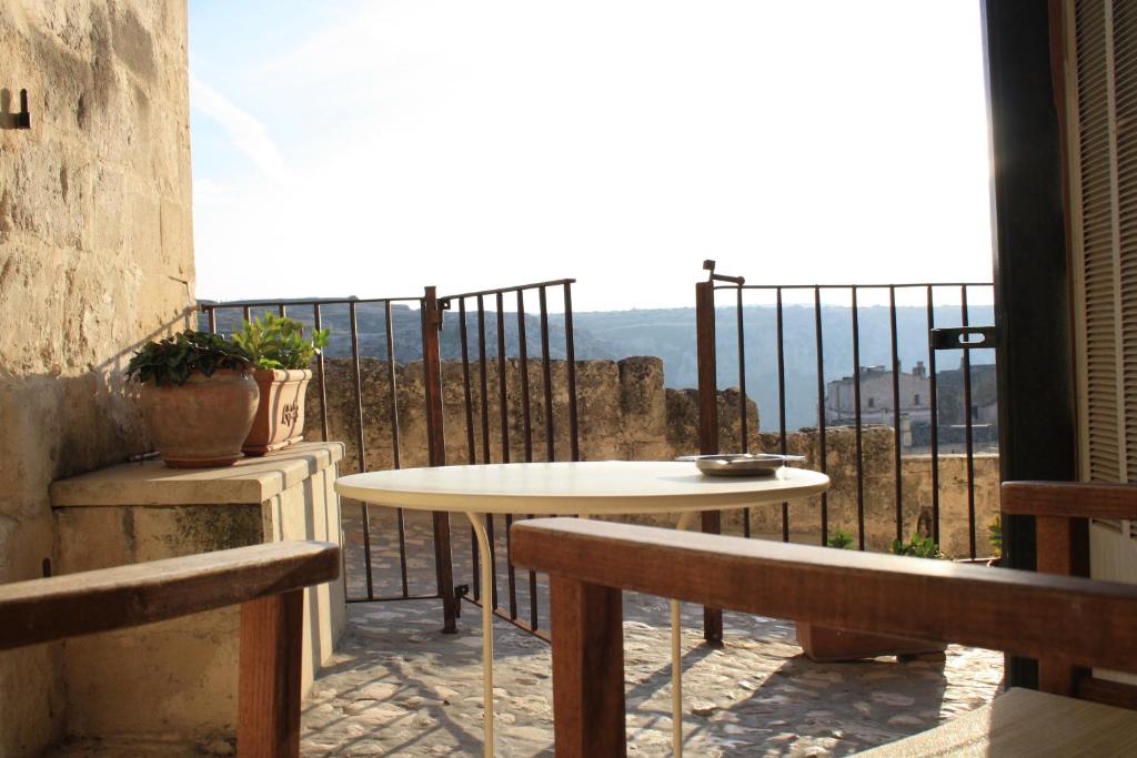 Locus Amoenus