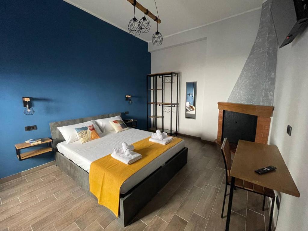 Rambling Rooms