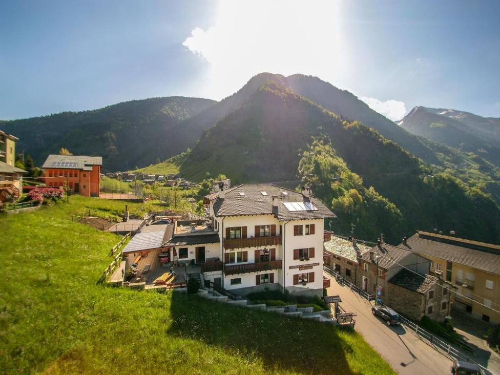 Albergo Ristorante Miralago