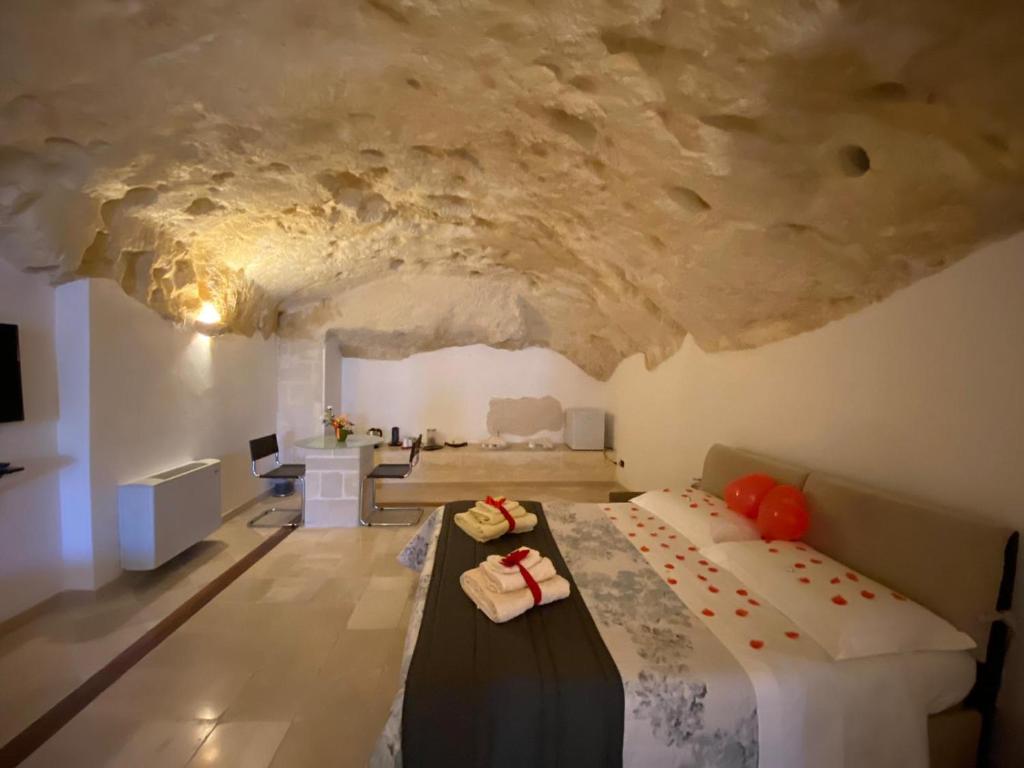 Alla dimora di Chiara Suite and Rooms